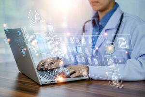 radiologist using ai on the job